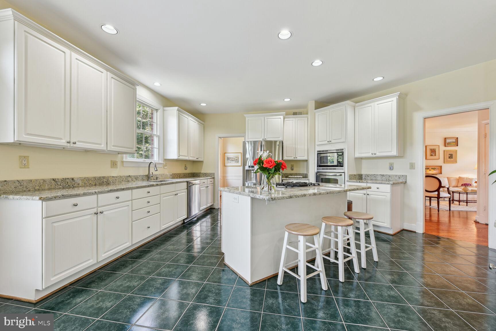 ASHGROVE PLANTATION - Residential