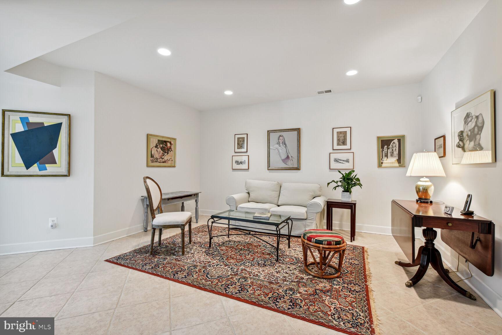 ASHGROVE PLANTATION - Residential