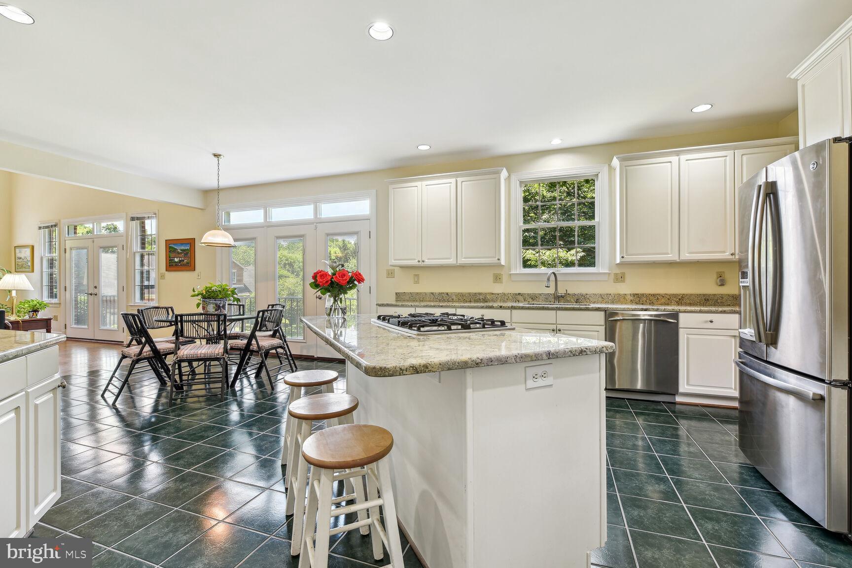 ASHGROVE PLANTATION - Residential