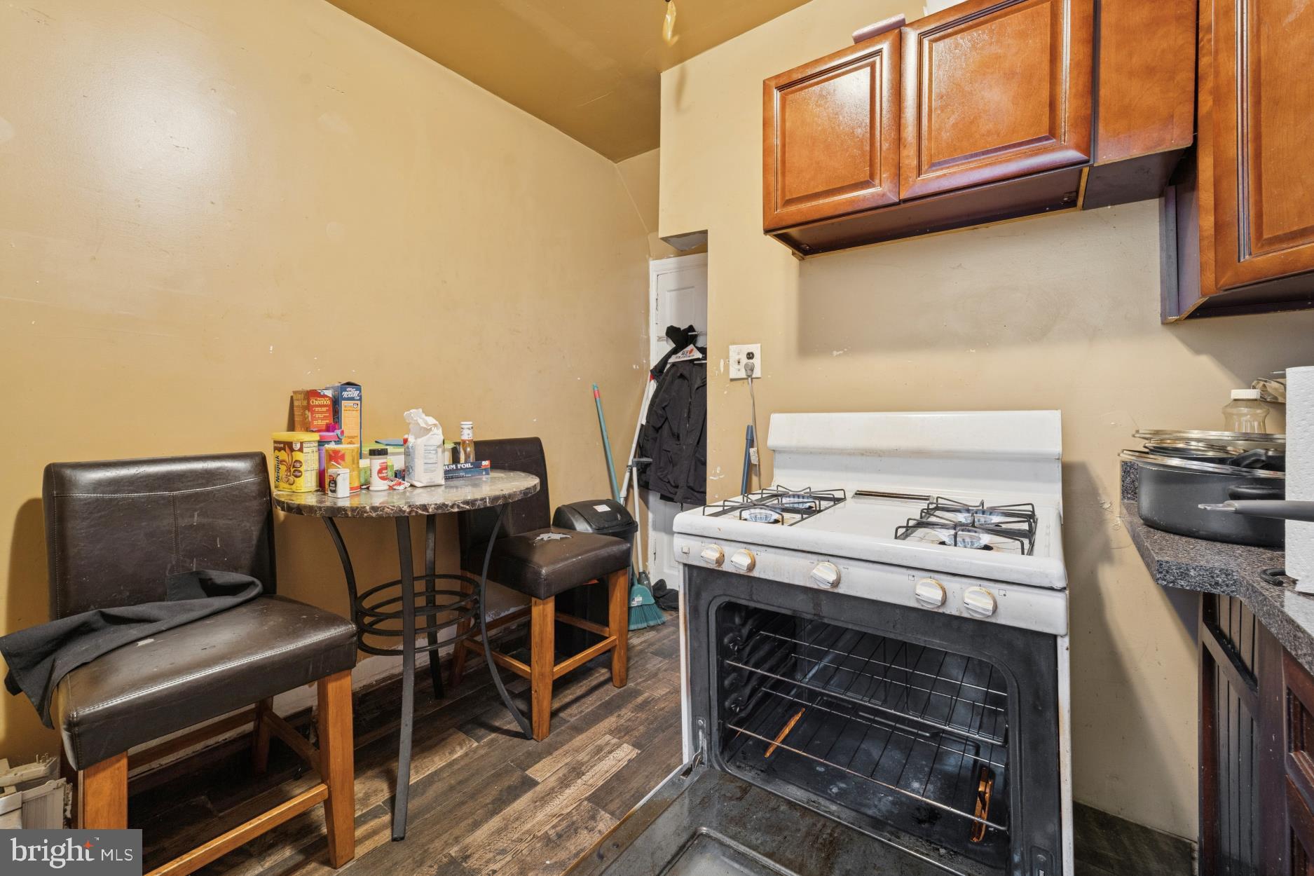 STRAWBERRY MANSION - Residential