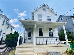 NEWPORT - Residential Lease