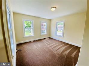 NEWPORT - Residential Lease