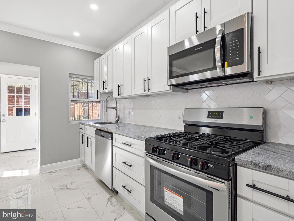 NORTHWOOD - Residential