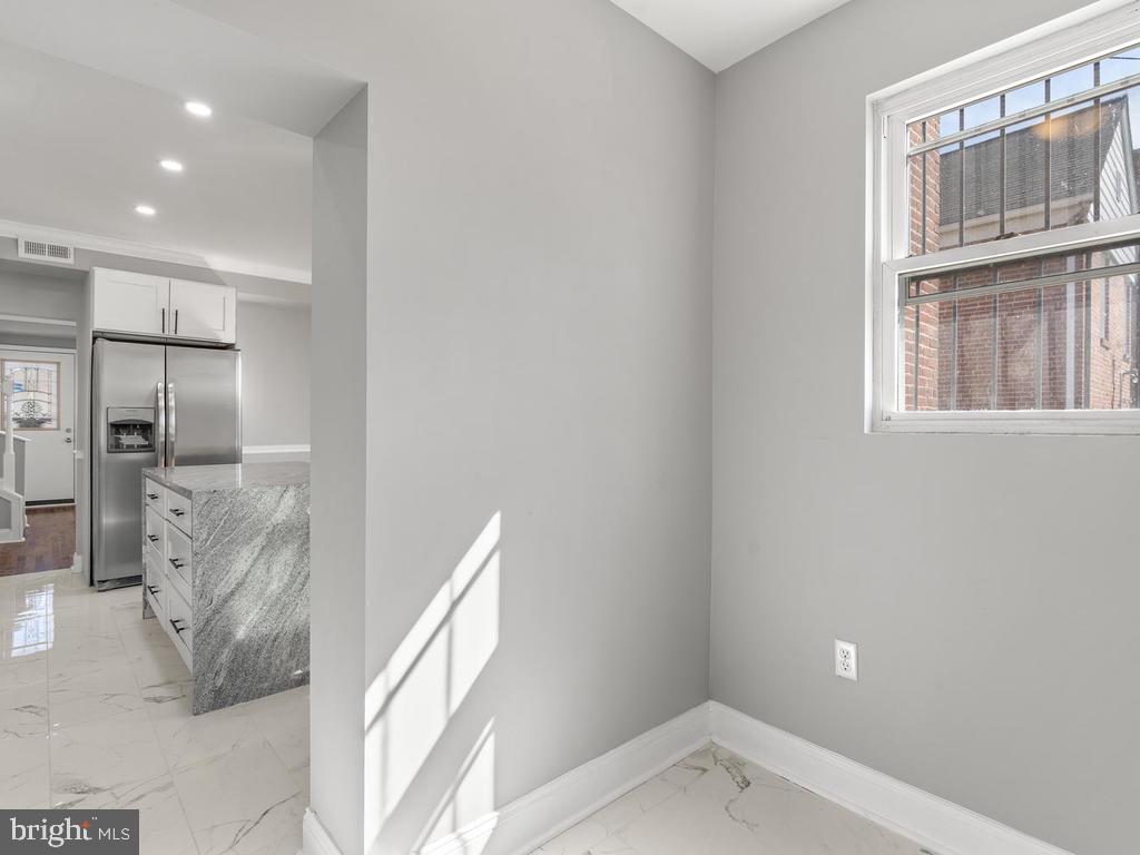 NORTHWOOD - Residential