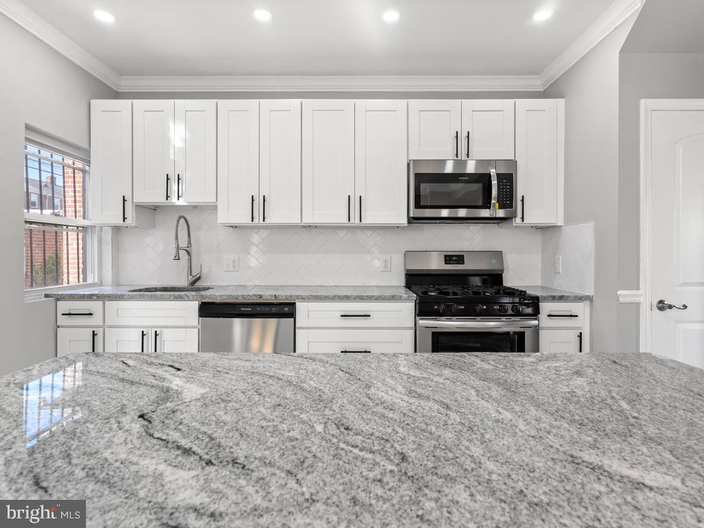 NORTHWOOD - Residential