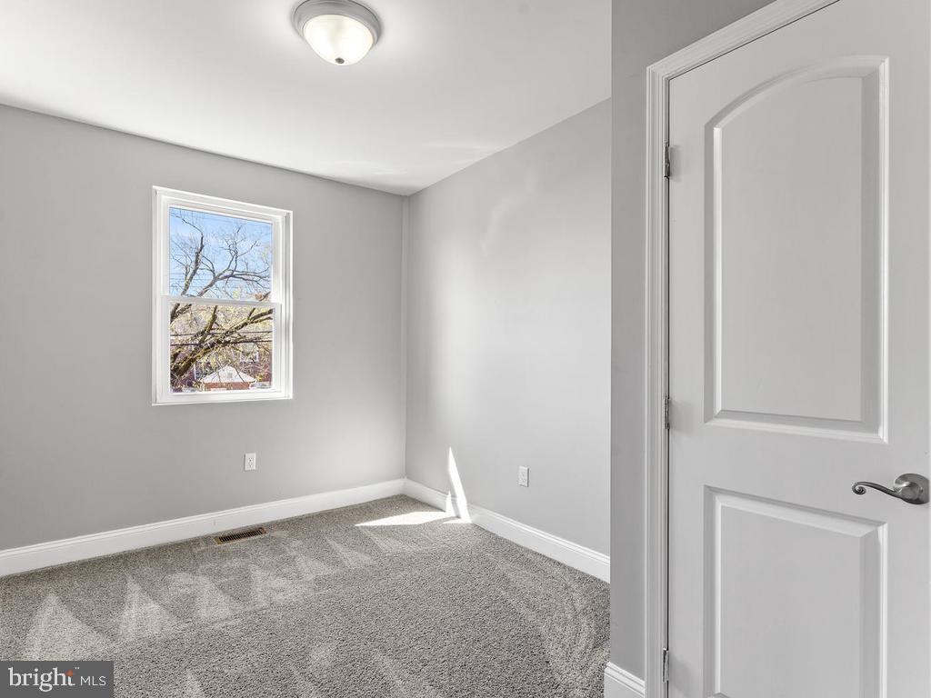 NORTHWOOD - Residential