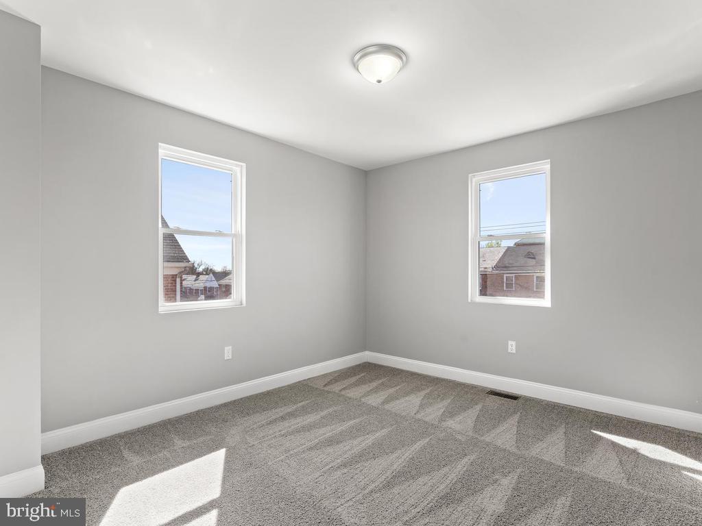 NORTHWOOD - Residential