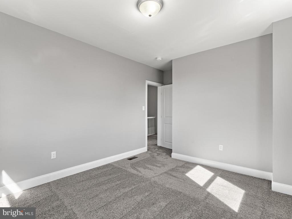 NORTHWOOD - Residential