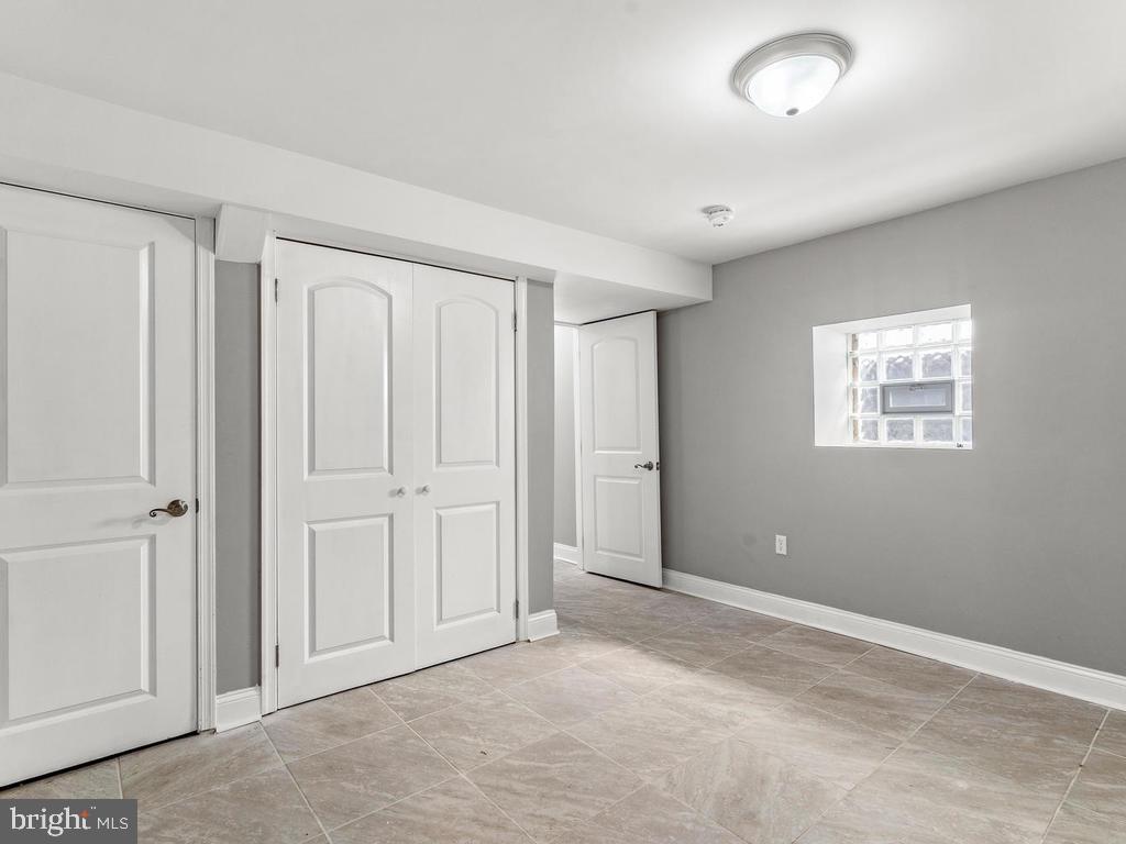 NORTHWOOD - Residential