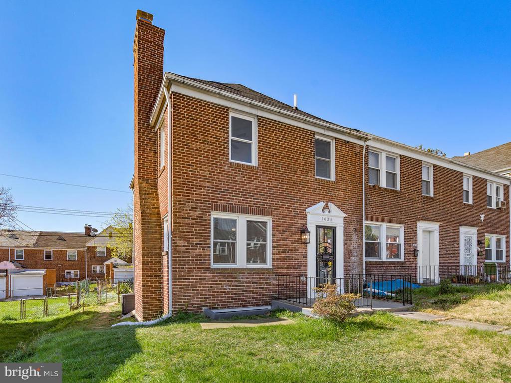 NORTHWOOD - Residential