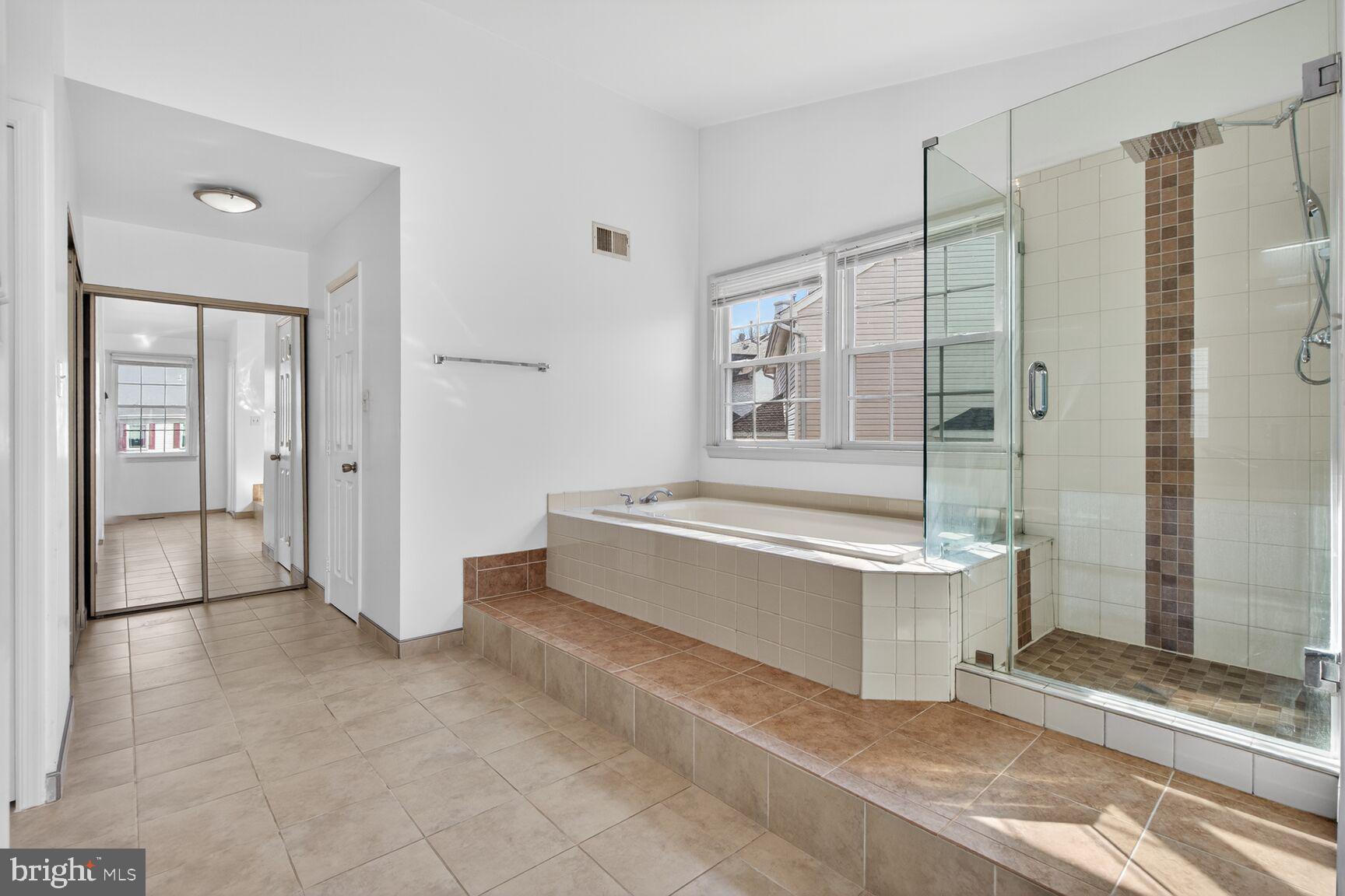 ARMFIELD FARMS - Residential