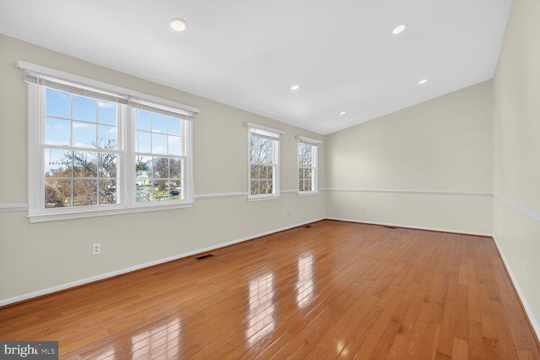 ARMFIELD FARMS - Residential