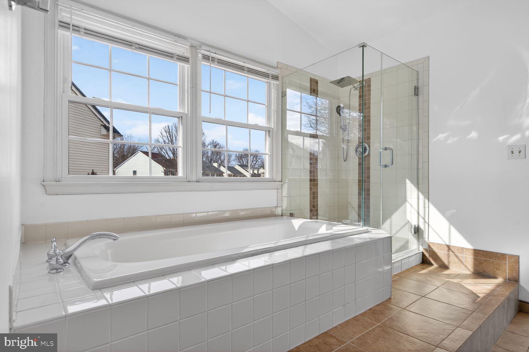 ARMFIELD FARMS - Residential