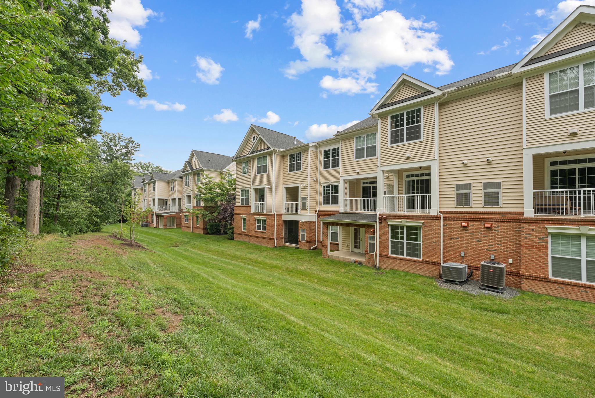 23235 MILLTOWN KNOLL SQUARE 107