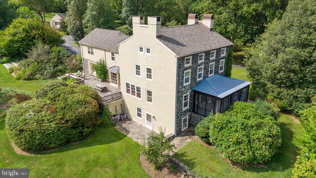 818 BURROWS RUN ROAD