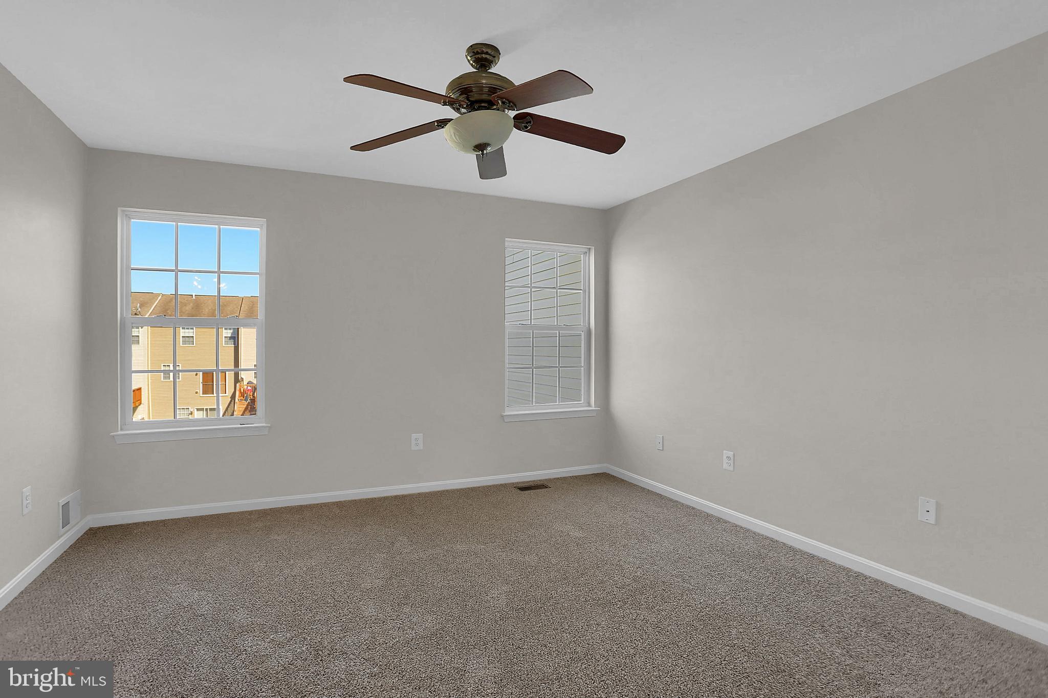 SUNSET TOWNHOMES - Residential