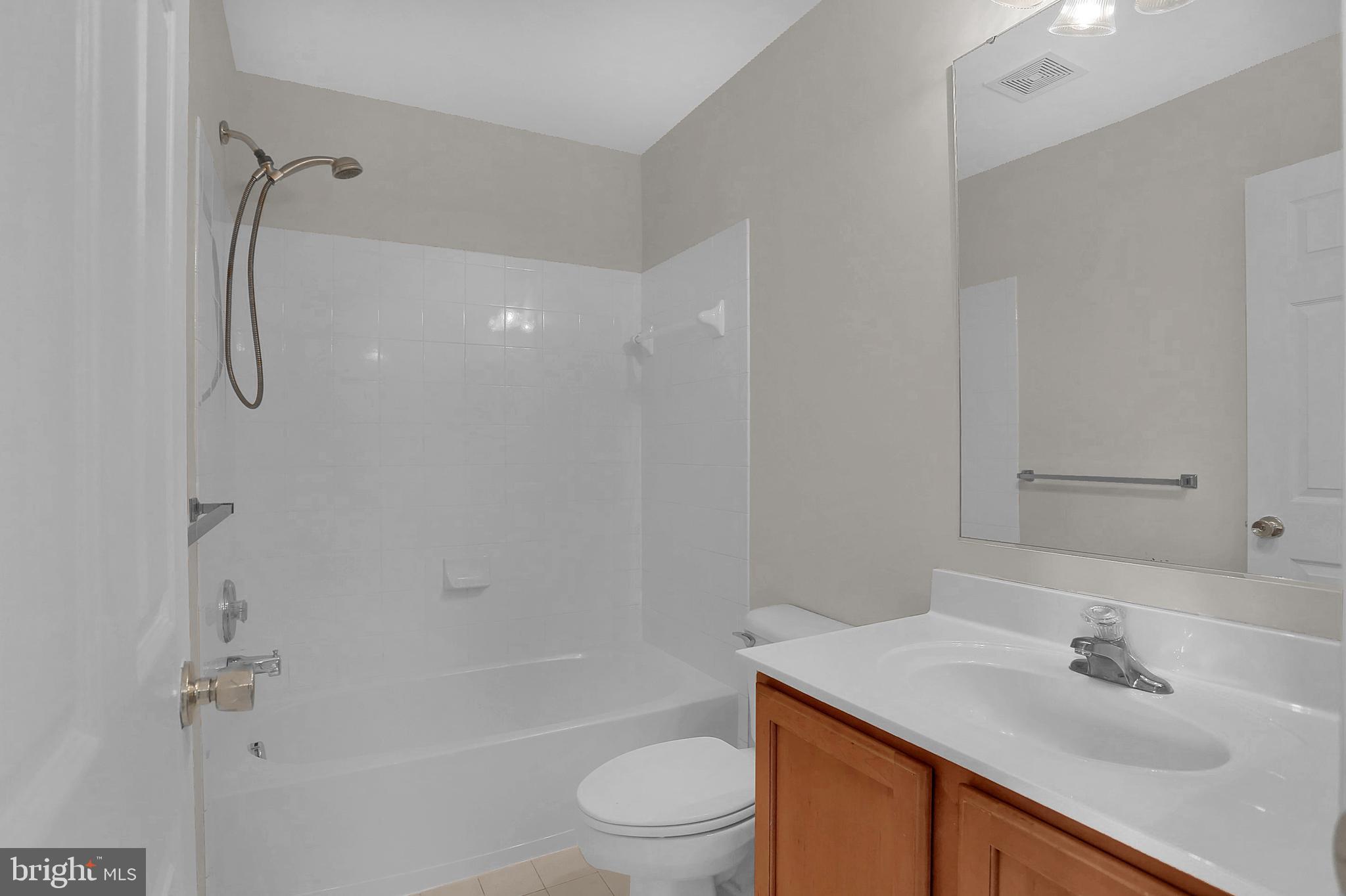 SUNSET TOWNHOMES - Residential