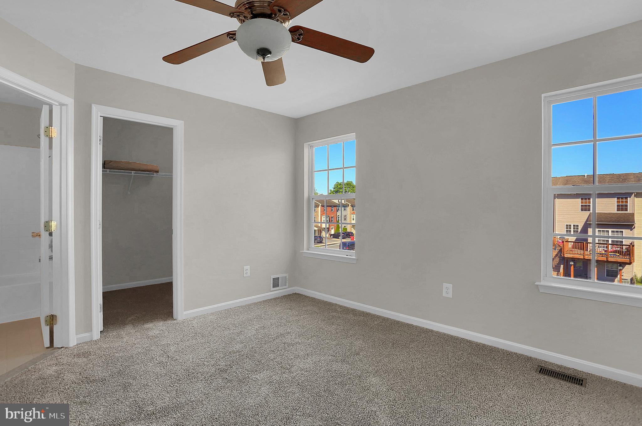 SUNSET TOWNHOMES - Residential