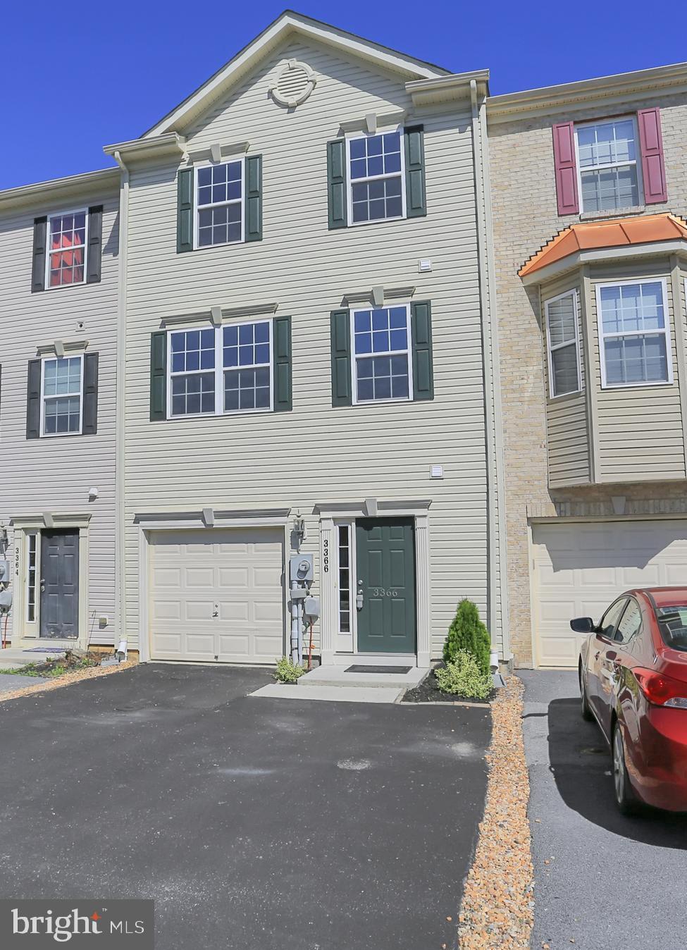 SUNSET TOWNHOMES - Residential