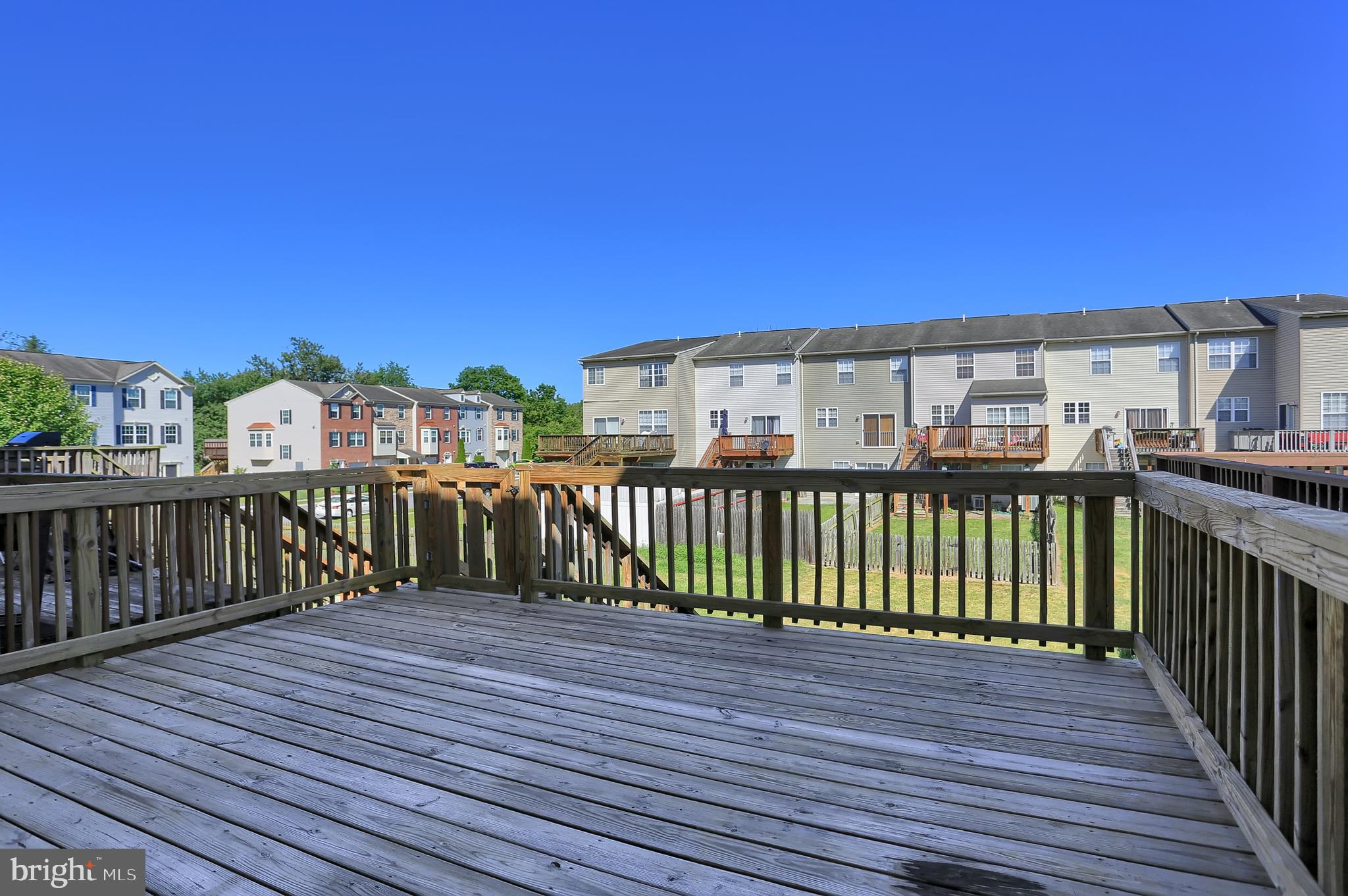 SUNSET TOWNHOMES - Residential