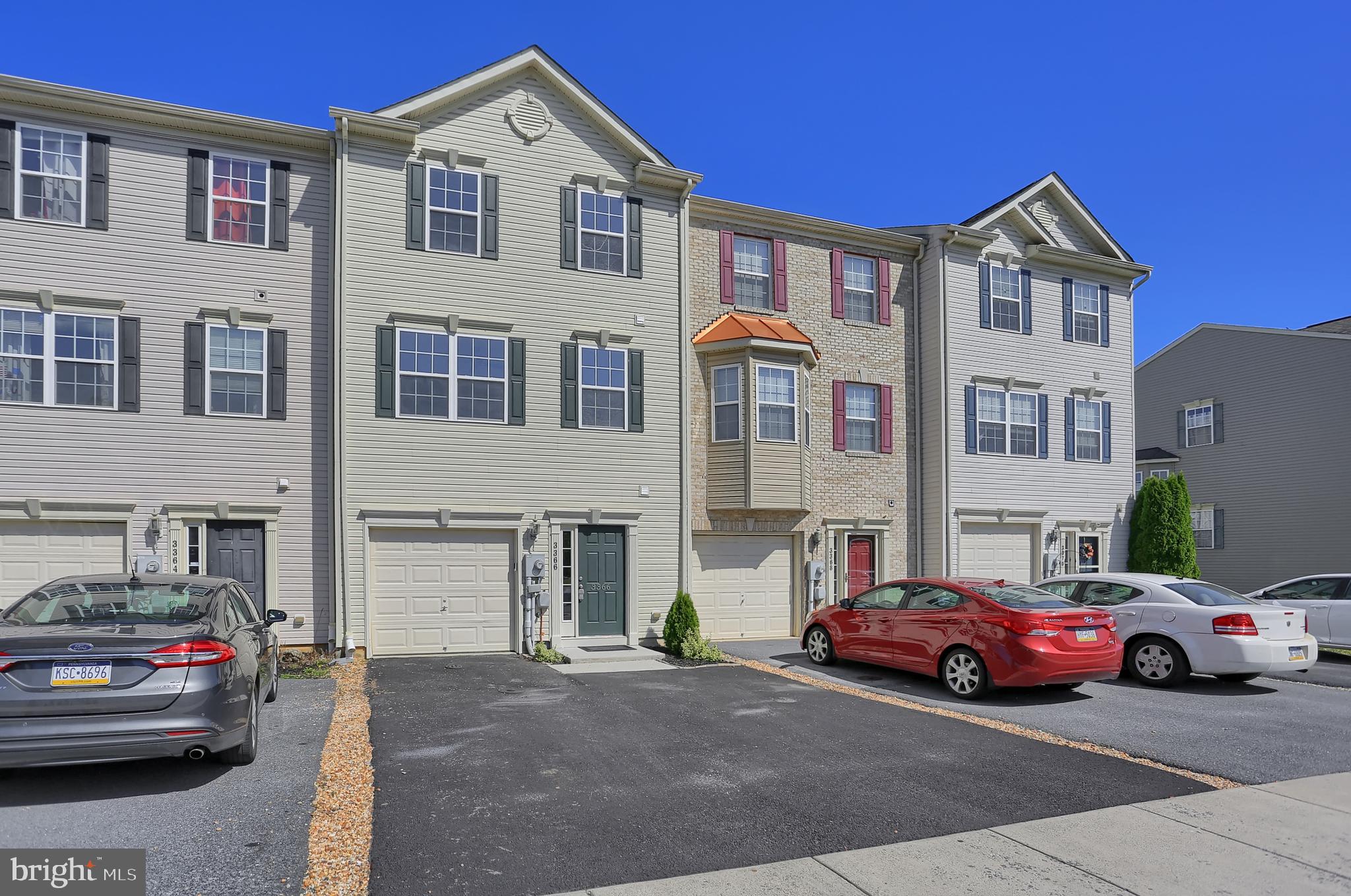 SUNSET TOWNHOMES - Residential