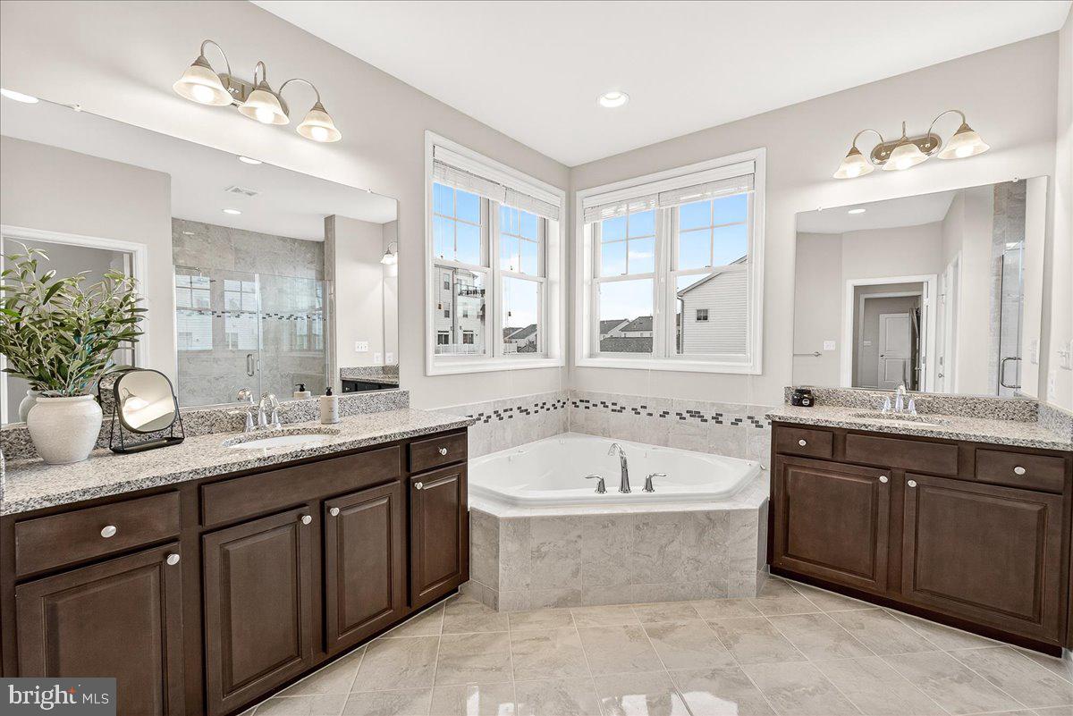 LANDSDALE - Residential