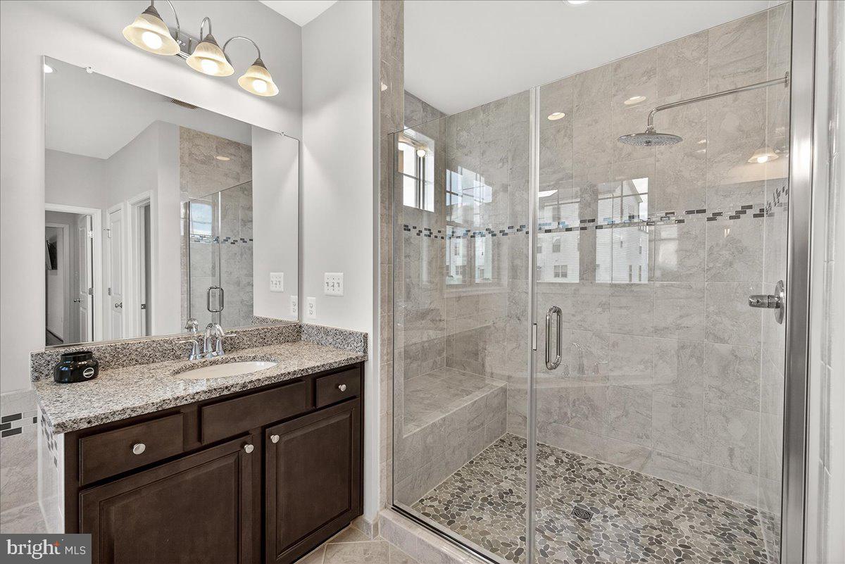 LANDSDALE - Residential