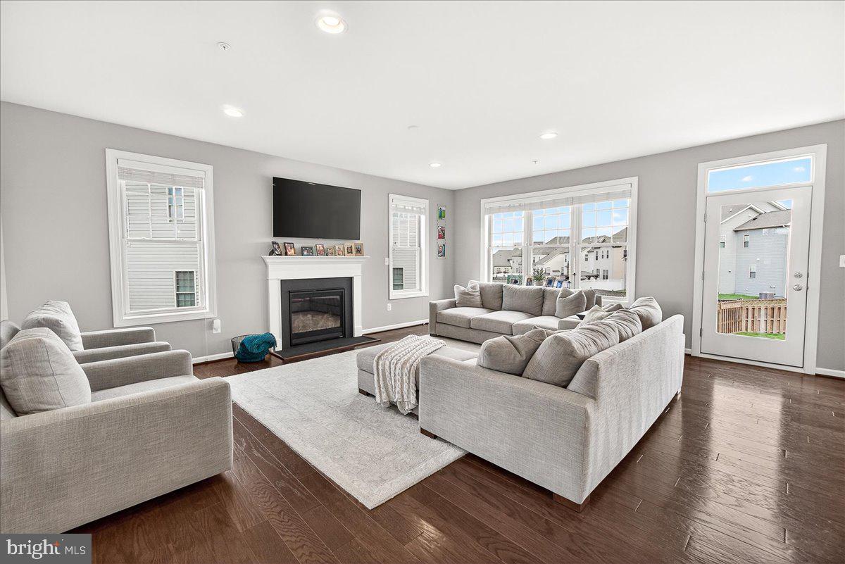 LANDSDALE - Residential