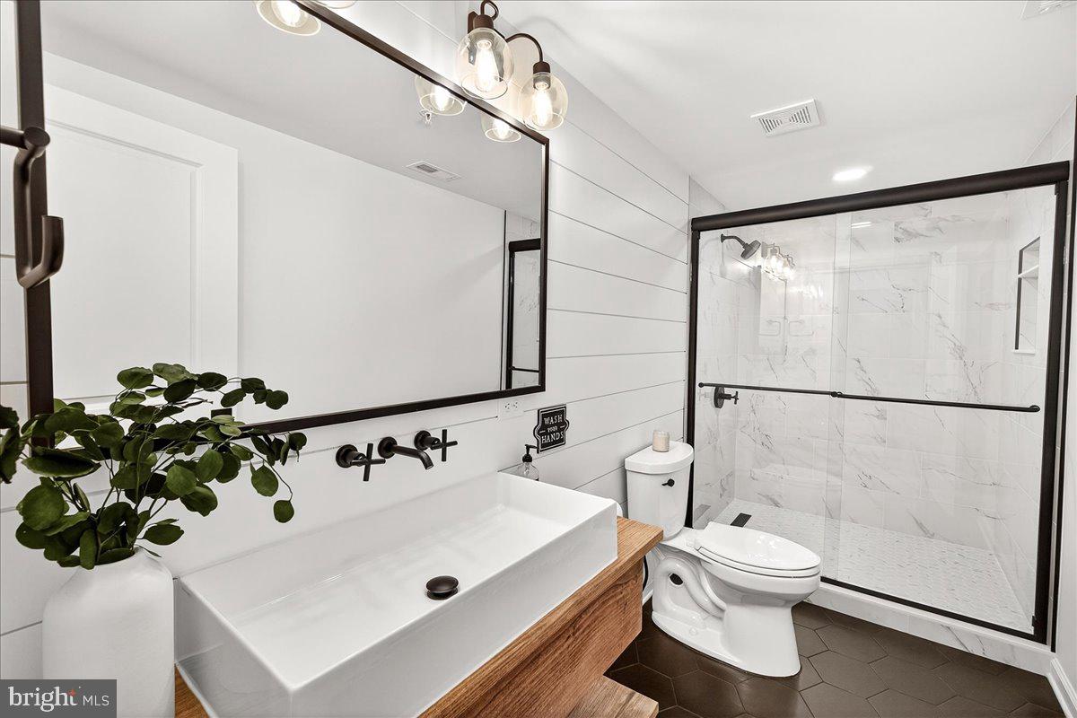 LANDSDALE - Residential