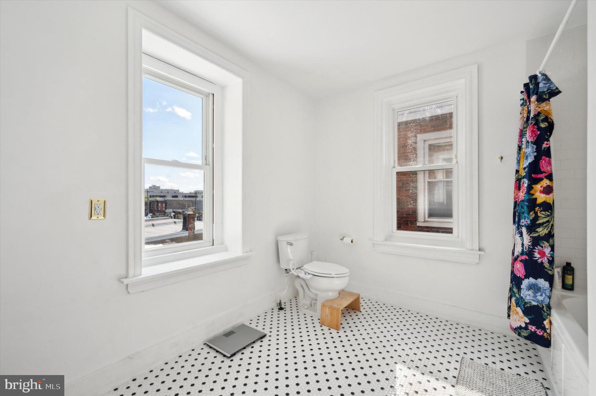 WEST POWELTON - Residential