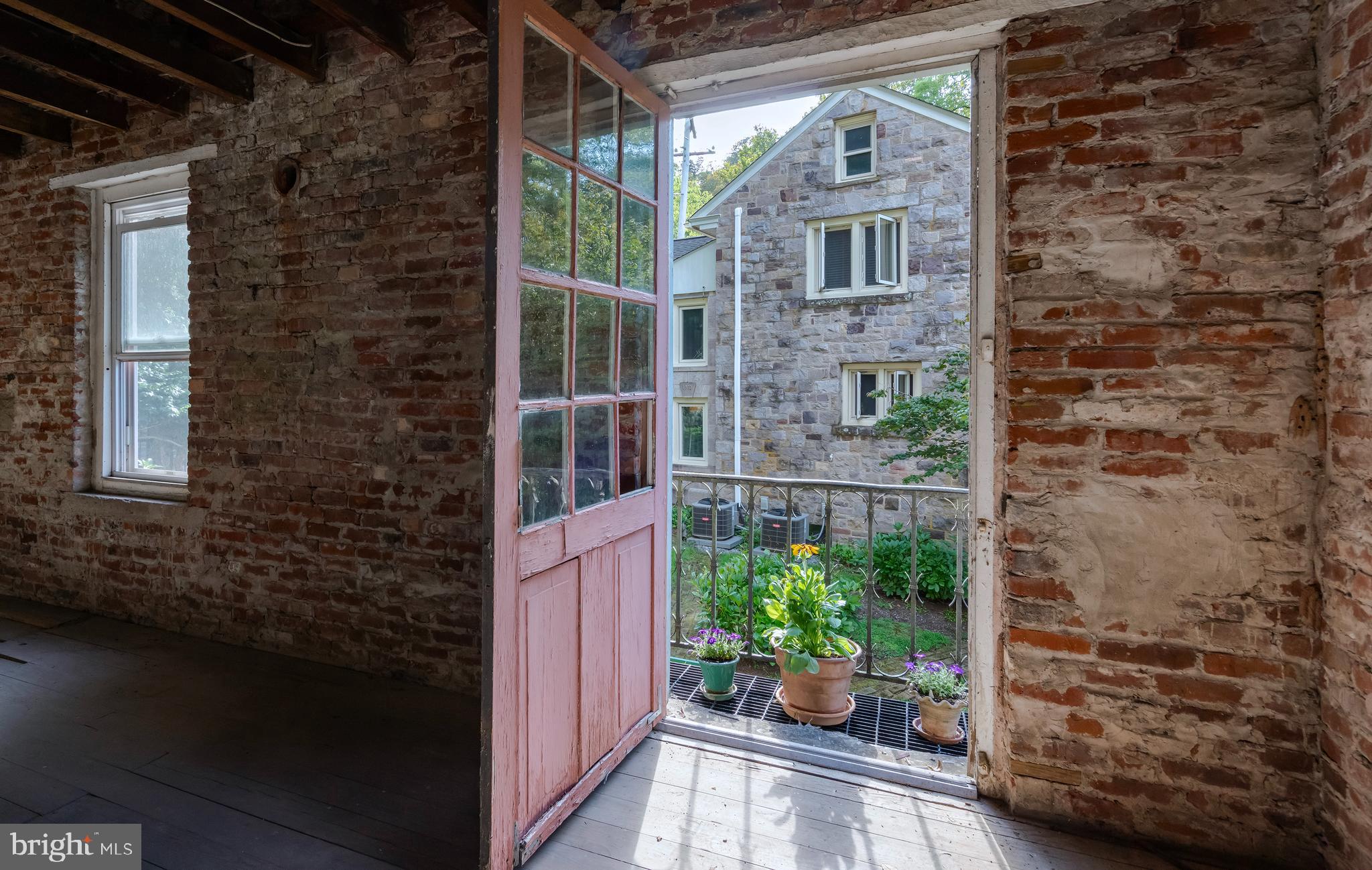 LUMBERVILLE - Residential