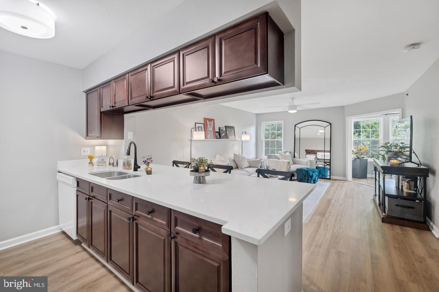 POINTE AT PARK CENTER - Residential Lease