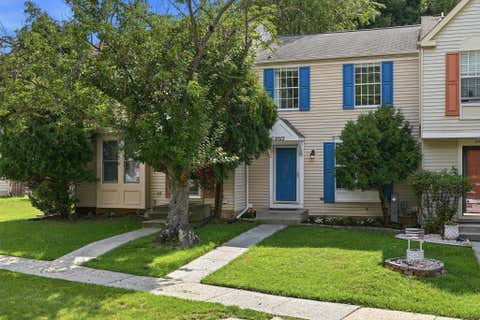 Townhouse For Sale - 2013 Cedar Barn Way<br/> Baltimore County, WINDSOR MILL, MD 21244