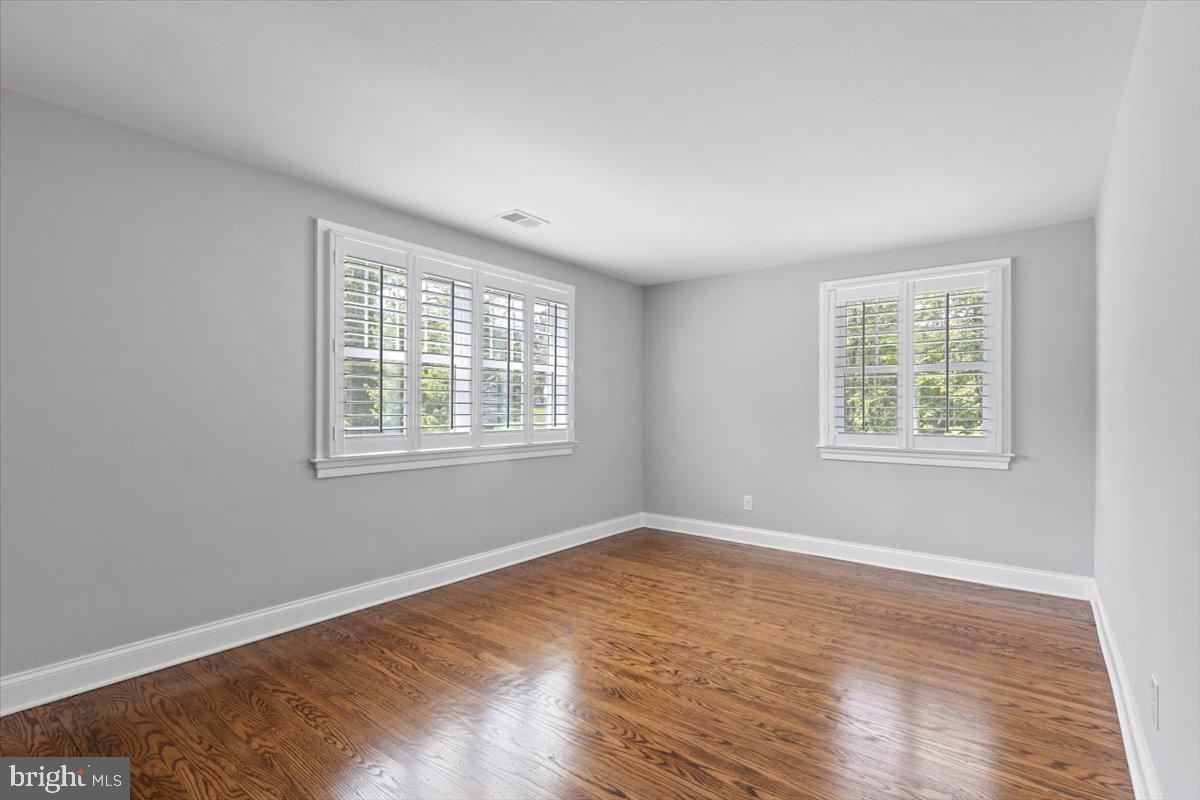 RADNOR HUNT - Residential