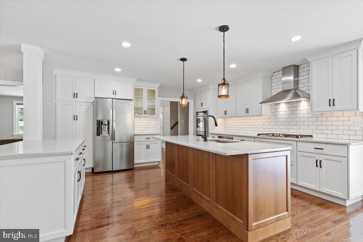 RADNOR HUNT - Residential