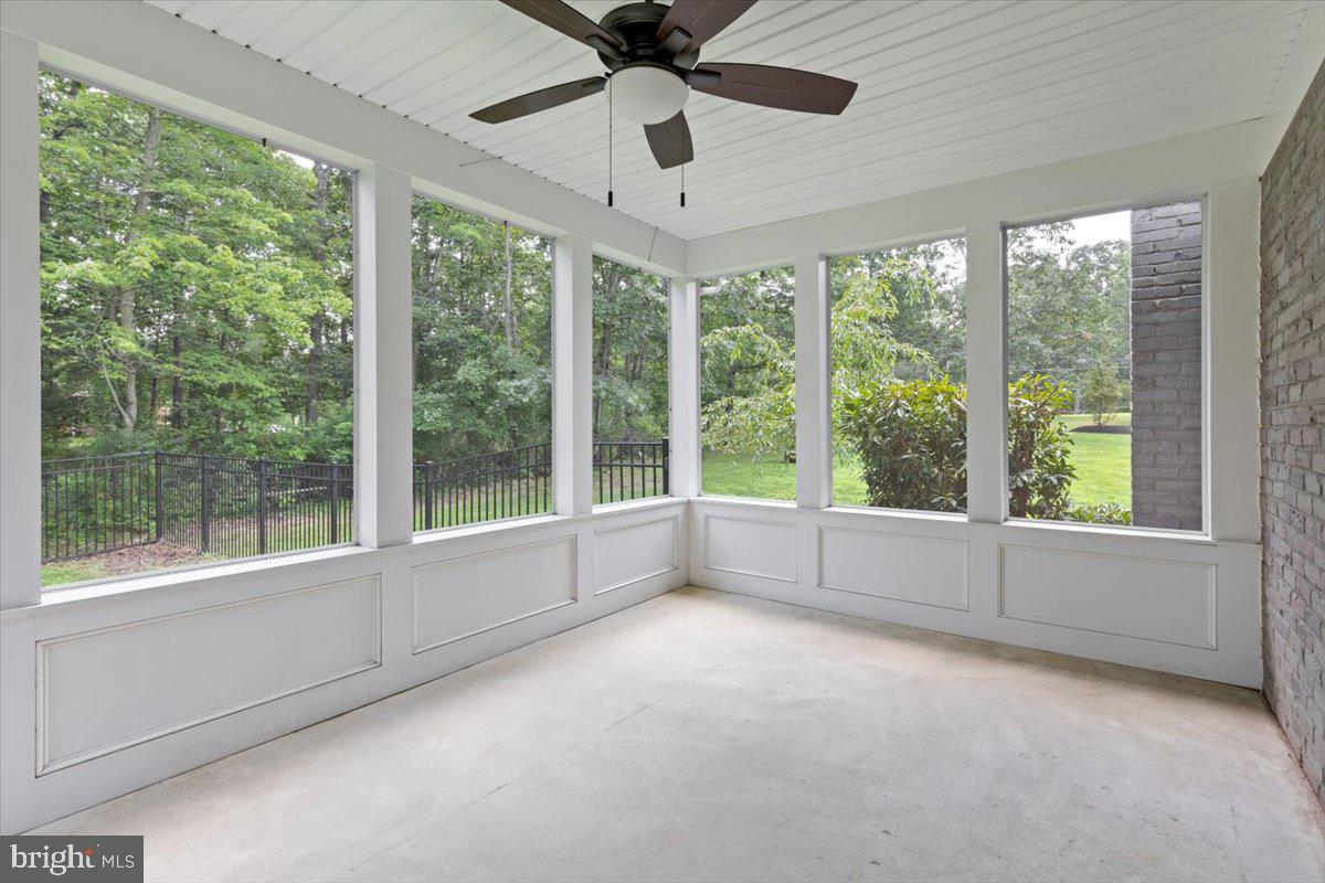 RADNOR HUNT - Residential