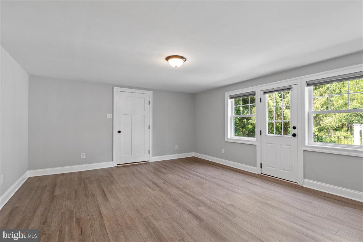 RADNOR HUNT - Residential