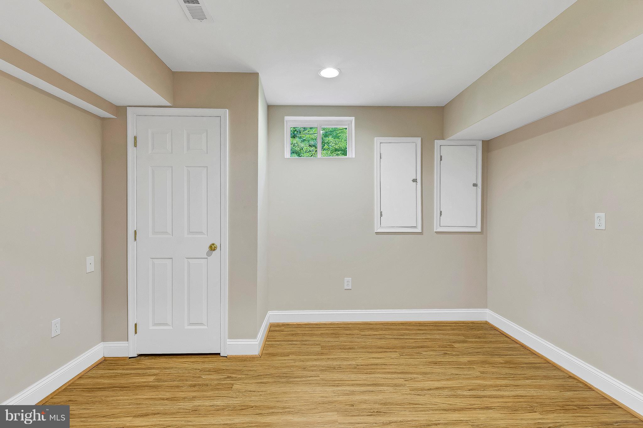 SUNDERLEIGH - Residential