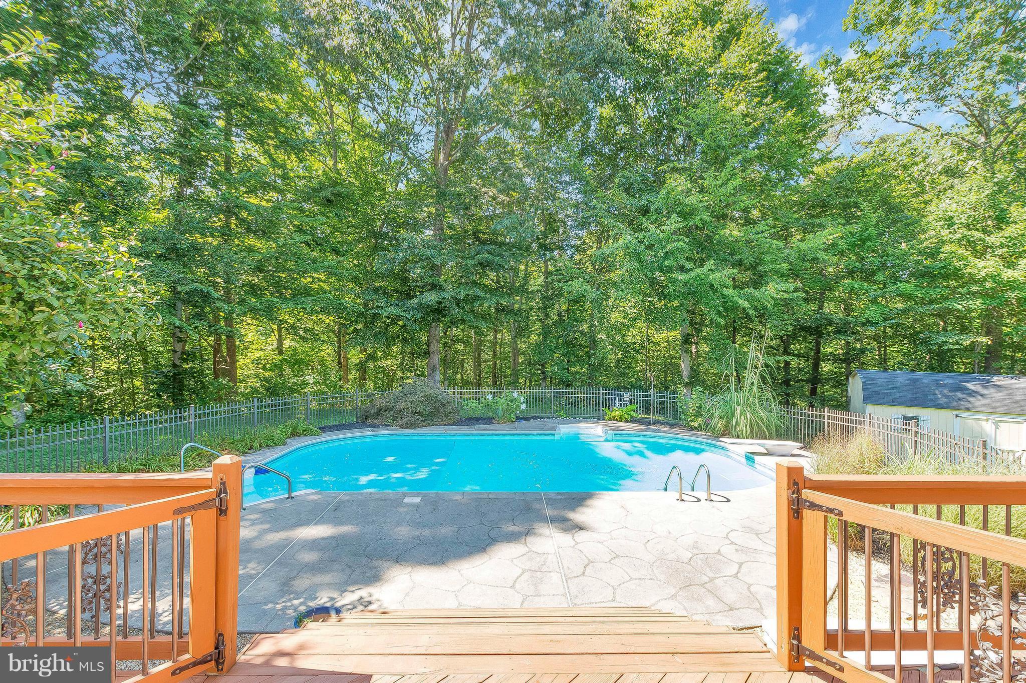 SUNDERLEIGH - Residential