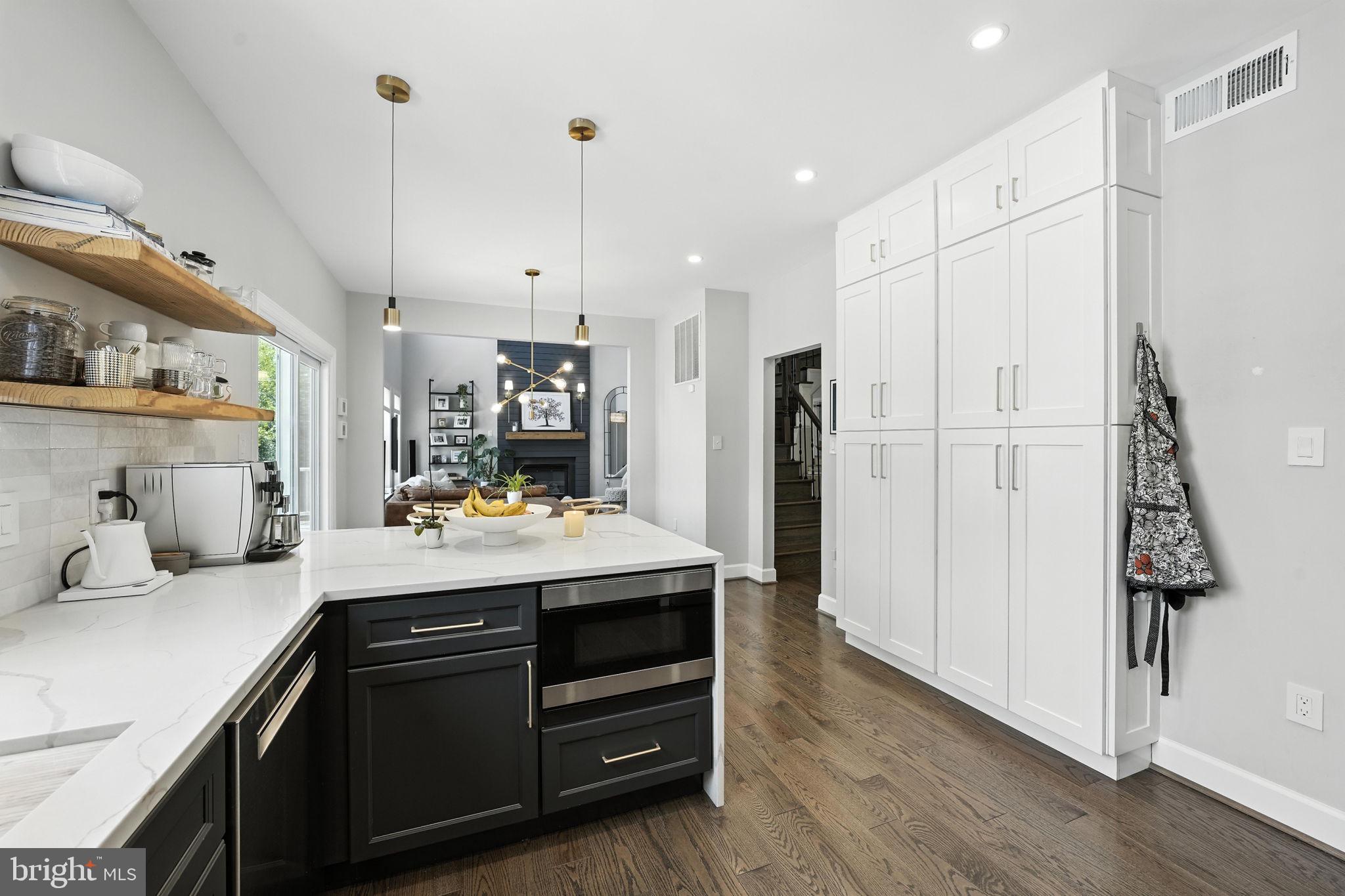 111 EDGEHILL DRIVE