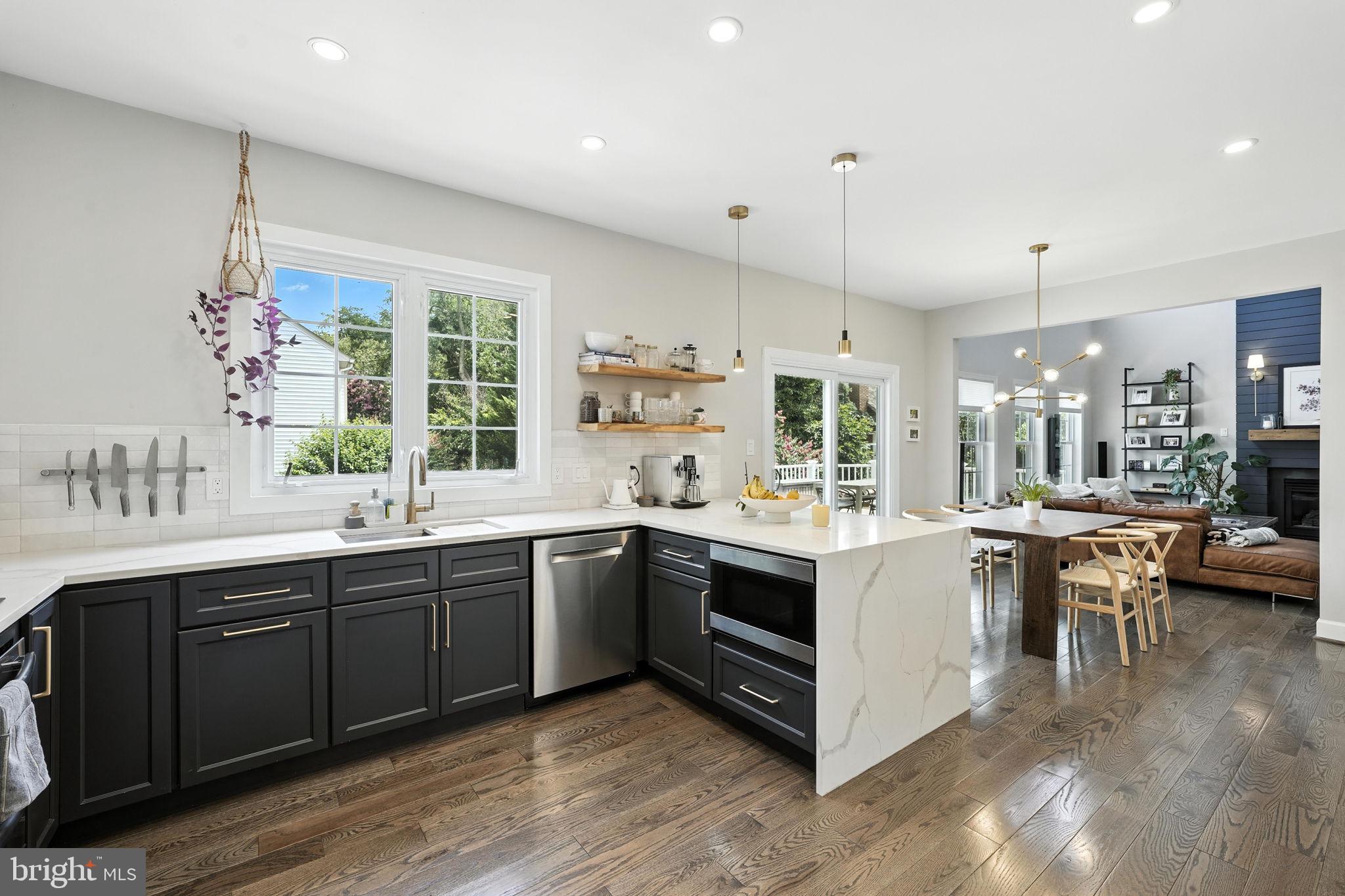 111 EDGEHILL DRIVE