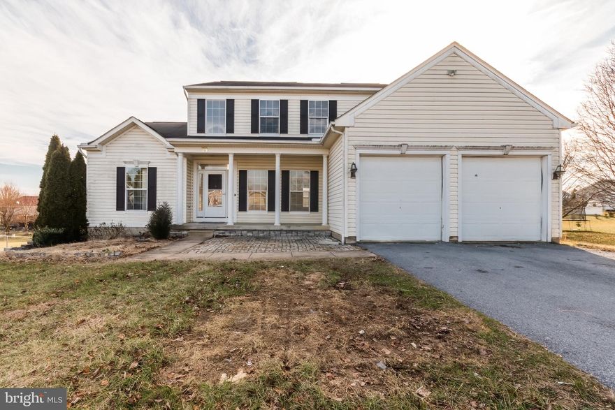 Colonial home with 3 BR, 3.5 full baths. Home features main level owners' suite with full bath, full unfinished walk-out basement. Home has a lot of potential , perfect for a handyperson. Great location, close to shopping centers, major commuter routes.