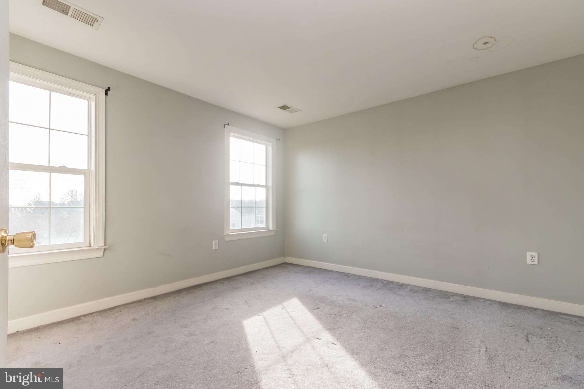 SUMMER HILL - Residential