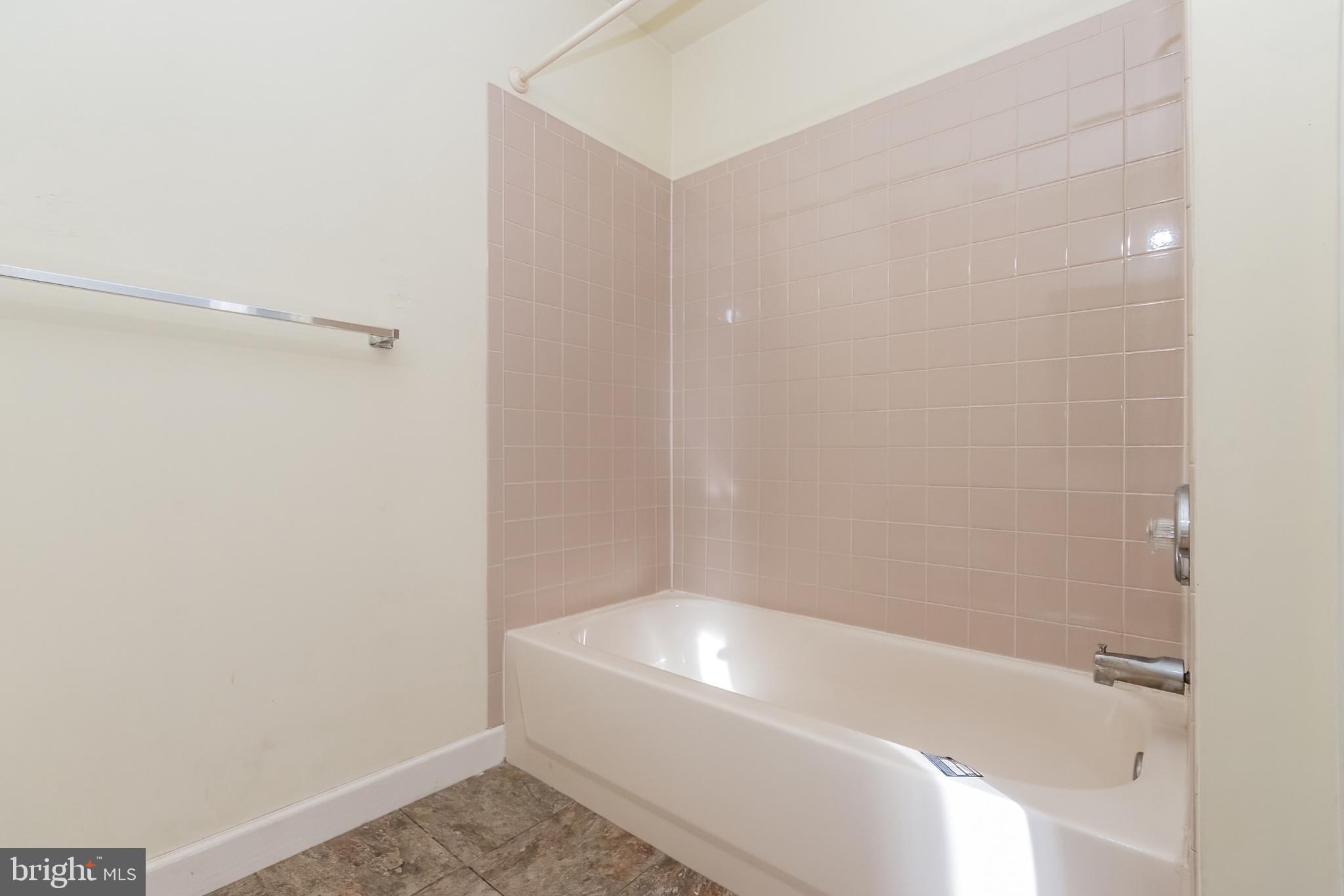 SUMMER HILL - Residential