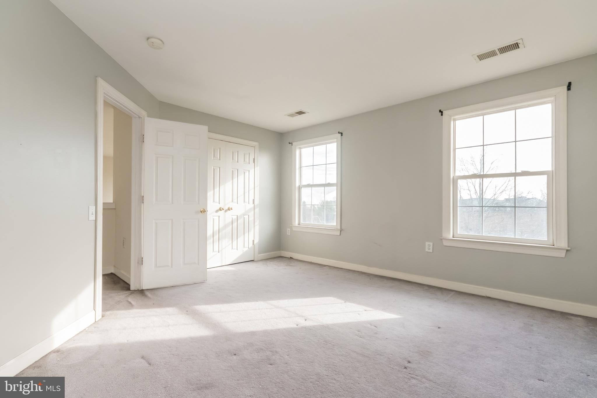 SUMMER HILL - Residential