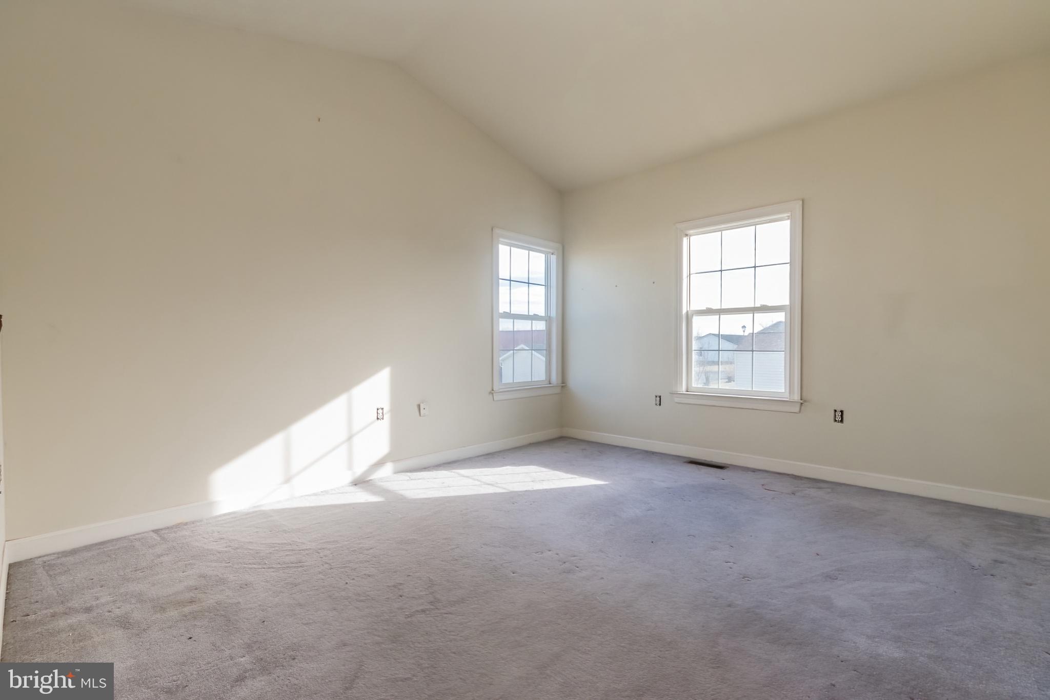 SUMMER HILL - Residential