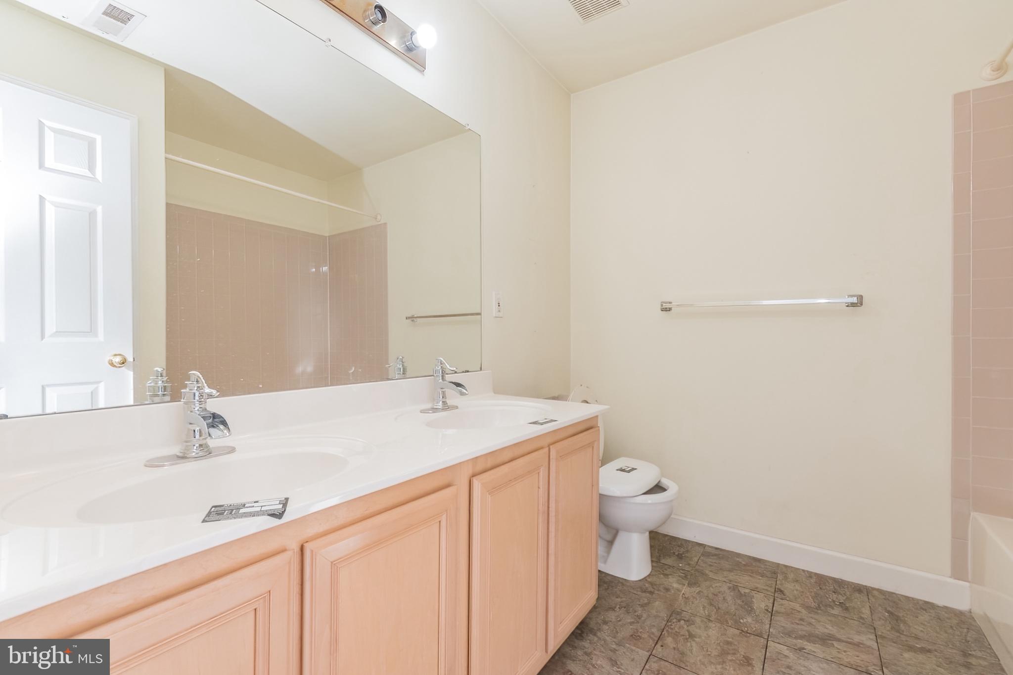 SUMMER HILL - Residential