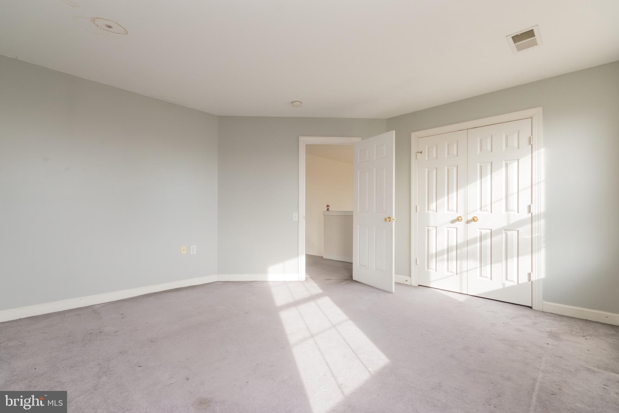 SUMMER HILL - Residential