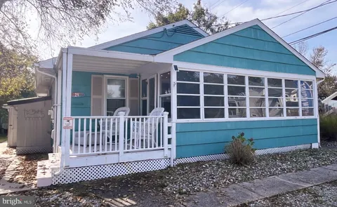 24 West Street, Dewey Beach, DE MLS: DESU2097462