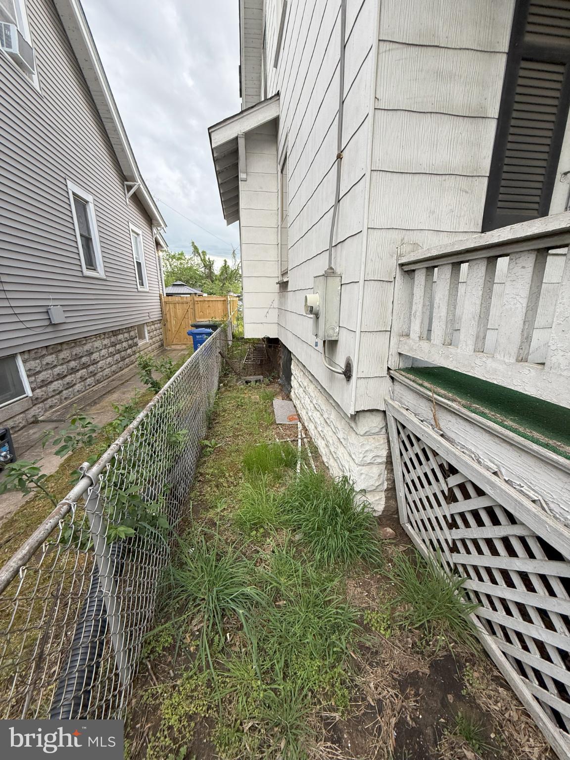 1622 EASTERN AVENUE NE